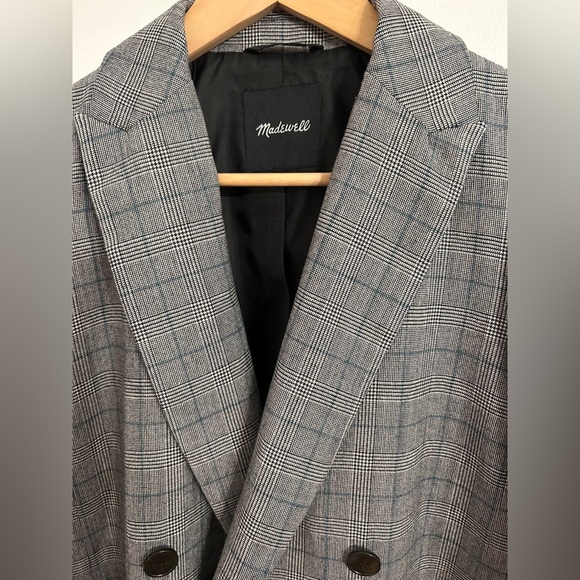 Madewell Wool Caldwell Double-Breasted Blazer: Peaked Lapel Edition - Picture 6 of 16